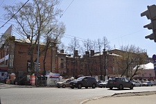 Входная группа СИТ-Финанс, группа компаний.  М. Горького,  64